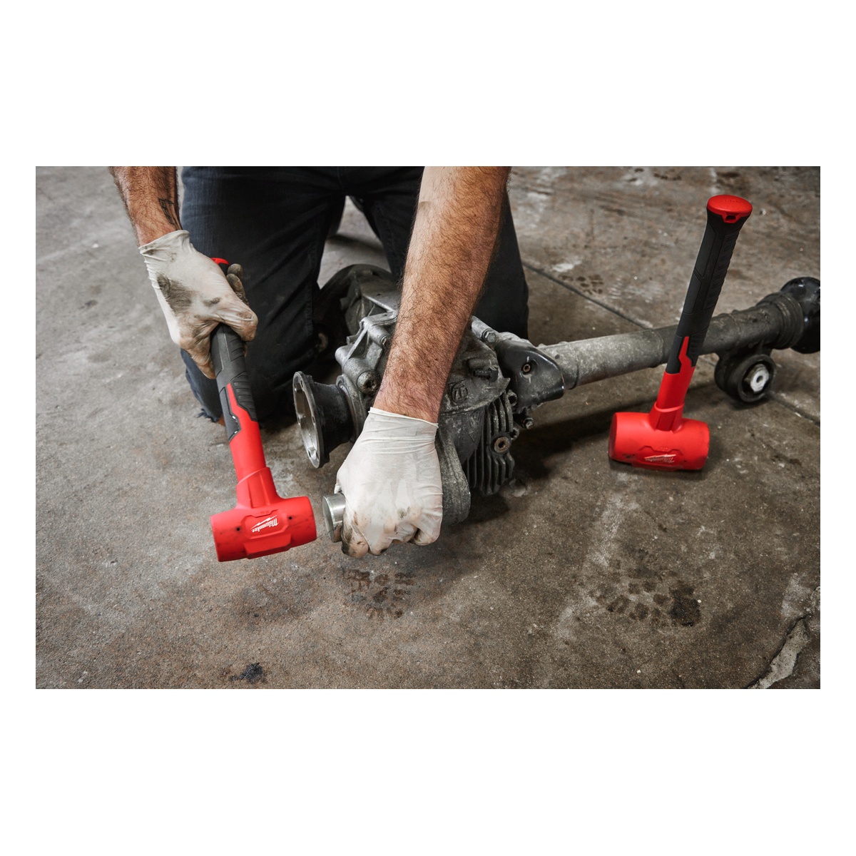 Milwaukee Schonhammer rückschlagfrei, 790 g, Ø 47 mm, Kopf mit Stahlkugeln gefüllt, stahlverstärkter Griff