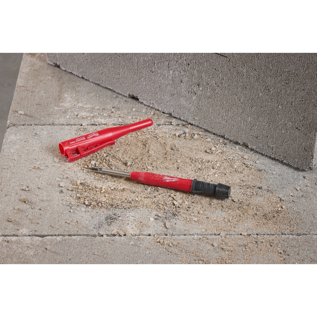 Milwaukee Tieflochmarker mit 10 Graphitminen