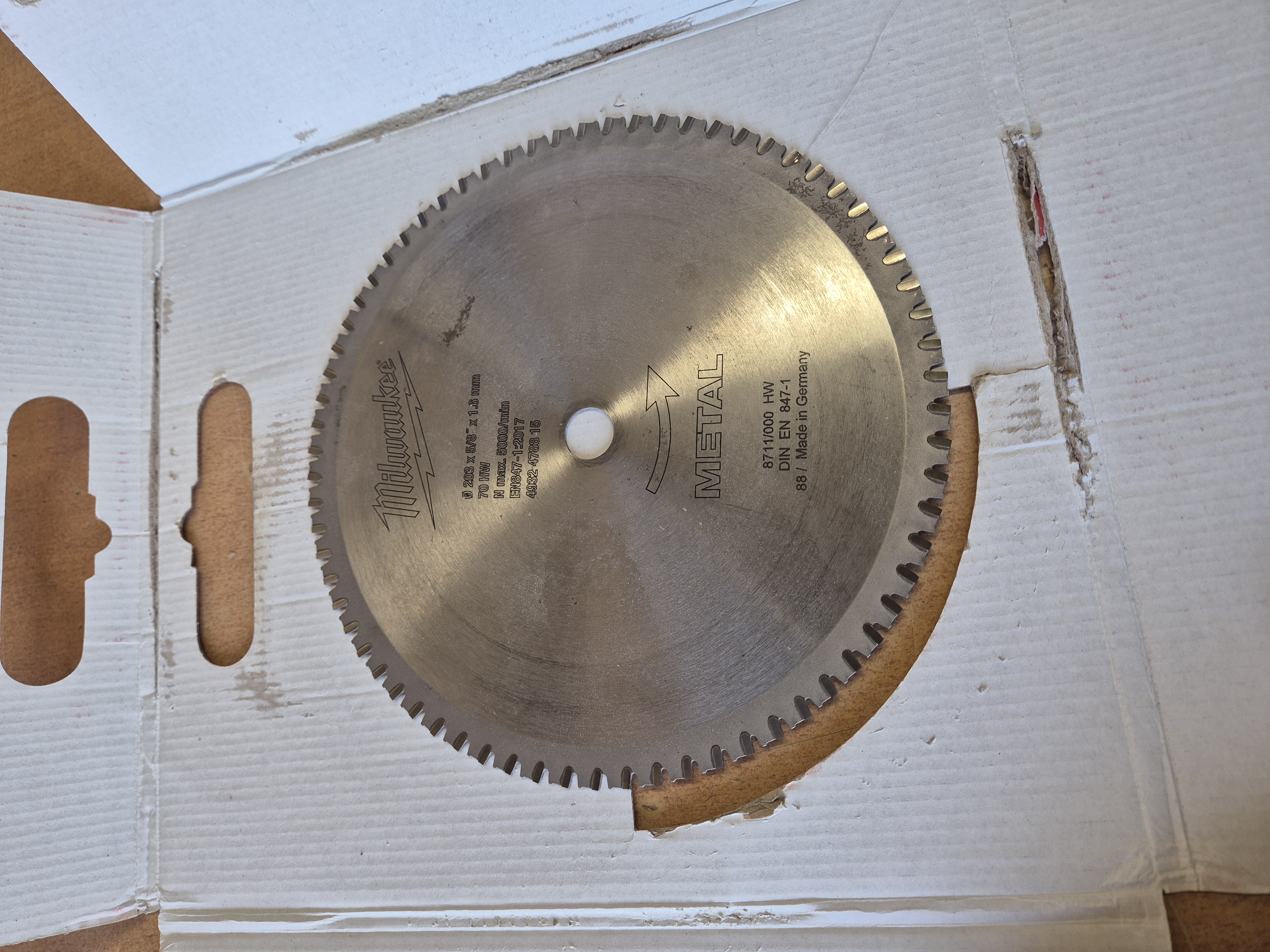 Milwaukee Kreissägeblatt für Metall-Handkreissägen 203/15,87 mm Z70 - 1 Stk. (Gebraucht)