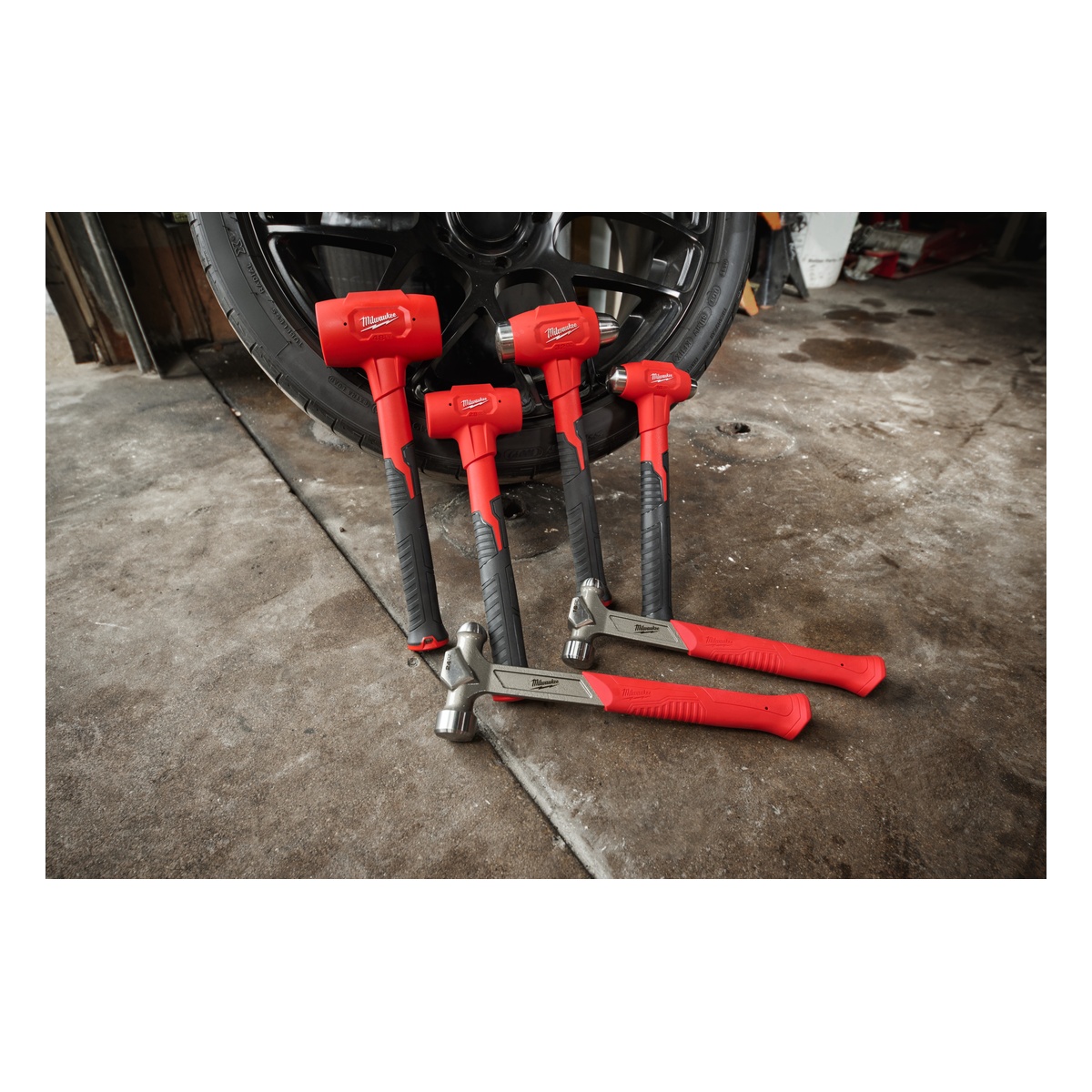 Milwaukee Schonhammer rückschlagfrei, 790 g, Ø 47 mm, Kopf mit Stahlkugeln gefüllt, stahlverstärkter Griff