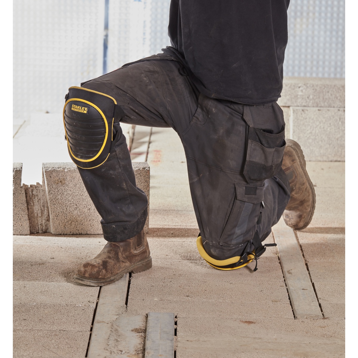 Stanley Hartschalen-Knieschuetzer