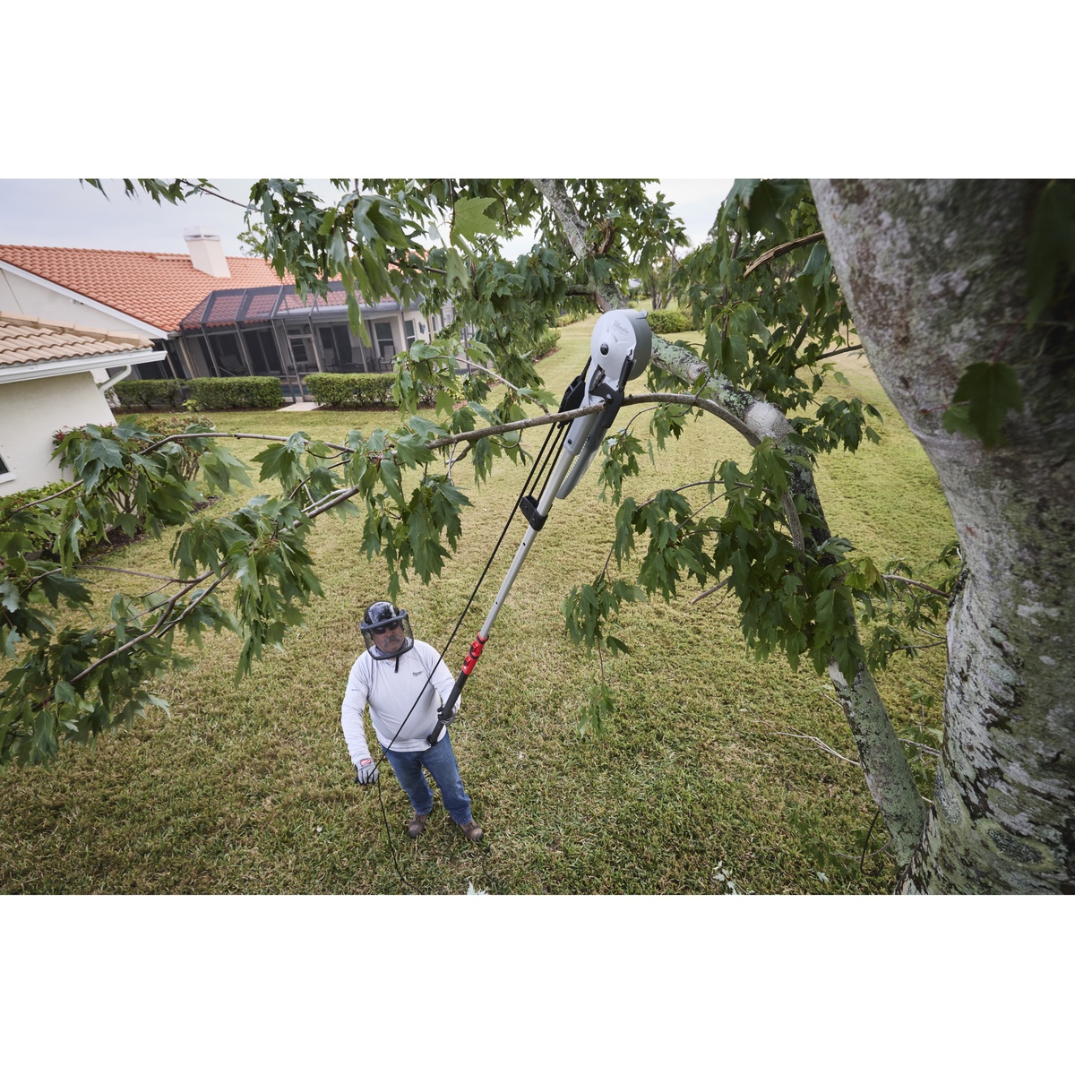 Milwaukee 2-in-1 Teleskop-Hochentaster, 2,1-4,9 m