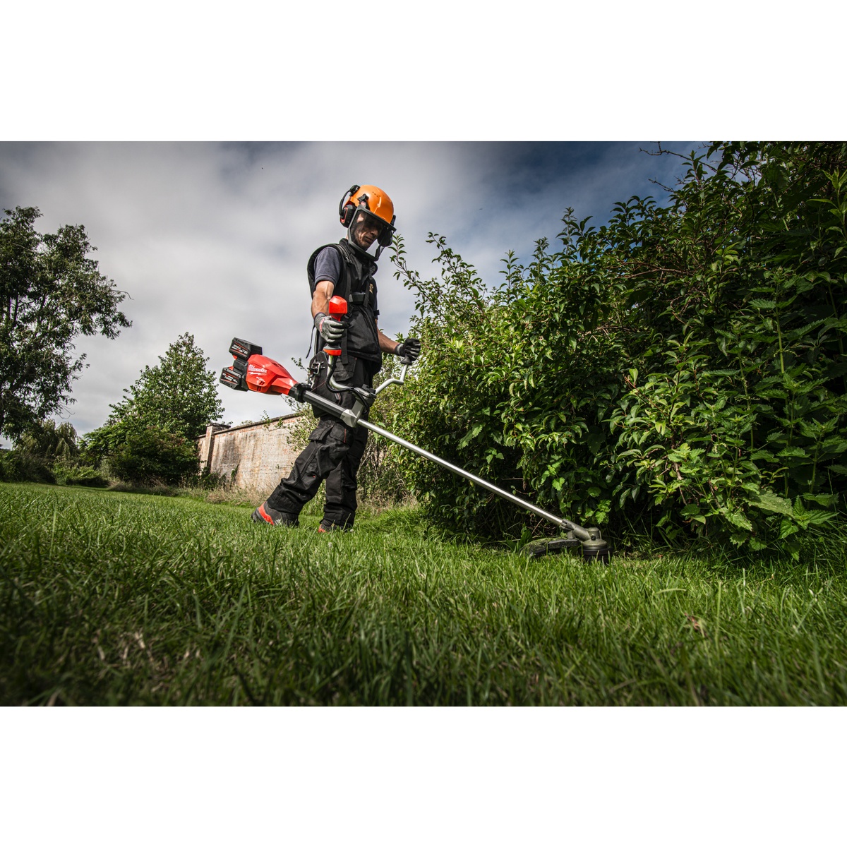 Milwaukee M18 FUEL Akku-Freischneider M18F2BCU-0 - 1 Stk.