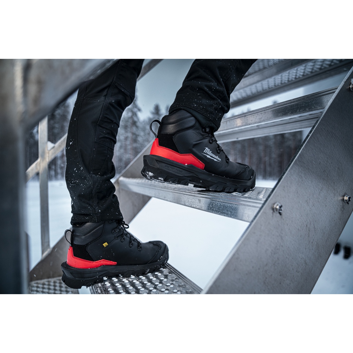 Milwaukee Sicherheits-Schnürstiefel Leder schwarz ARMOURTRED S3S Größe 41