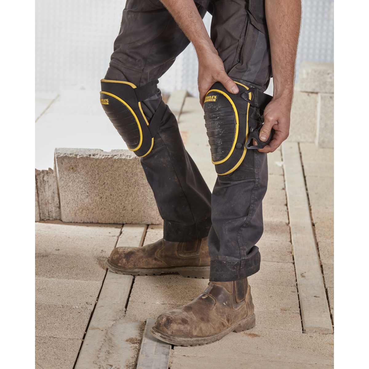 Stanley Hartschalen-Knieschuetzer