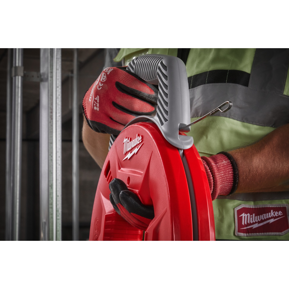 Milwaukee Polyester-Kabeleinziehspirale 15 m