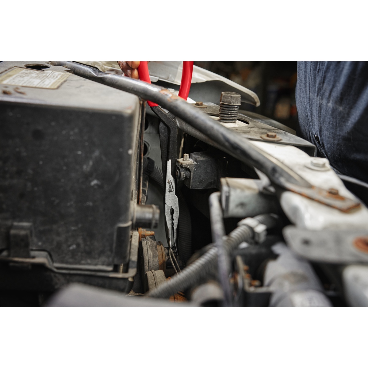 Milwaukee Montagezange, lange Ausführung, 45 Grad