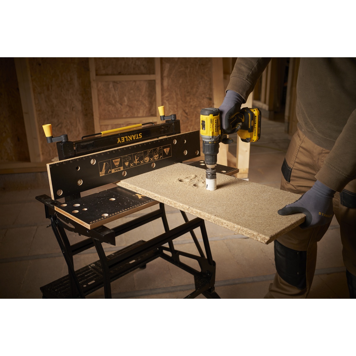 Stanley Workmate Deluxe 2-in-1, Werkbank und Spanntisch, Bambusplatte, bis 250 kg