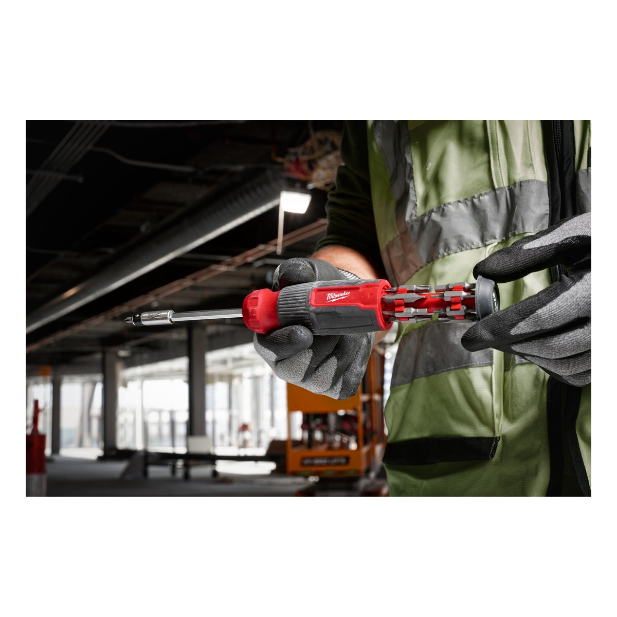 Milwaukee Multi-Bit Schraubendreher 27 in 1 inkl. 13 Wende-Bits PH/PZ/TX/SL/HEX - 1 Stk.