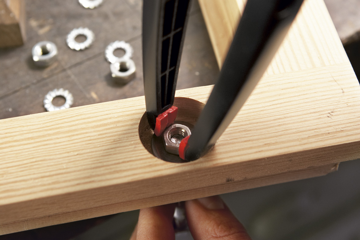 Bessey Federzwinge Clippix XCL lang und spitz, Spannweite 70 mm, Ausladung 110 mm, glasfaserverstärkt