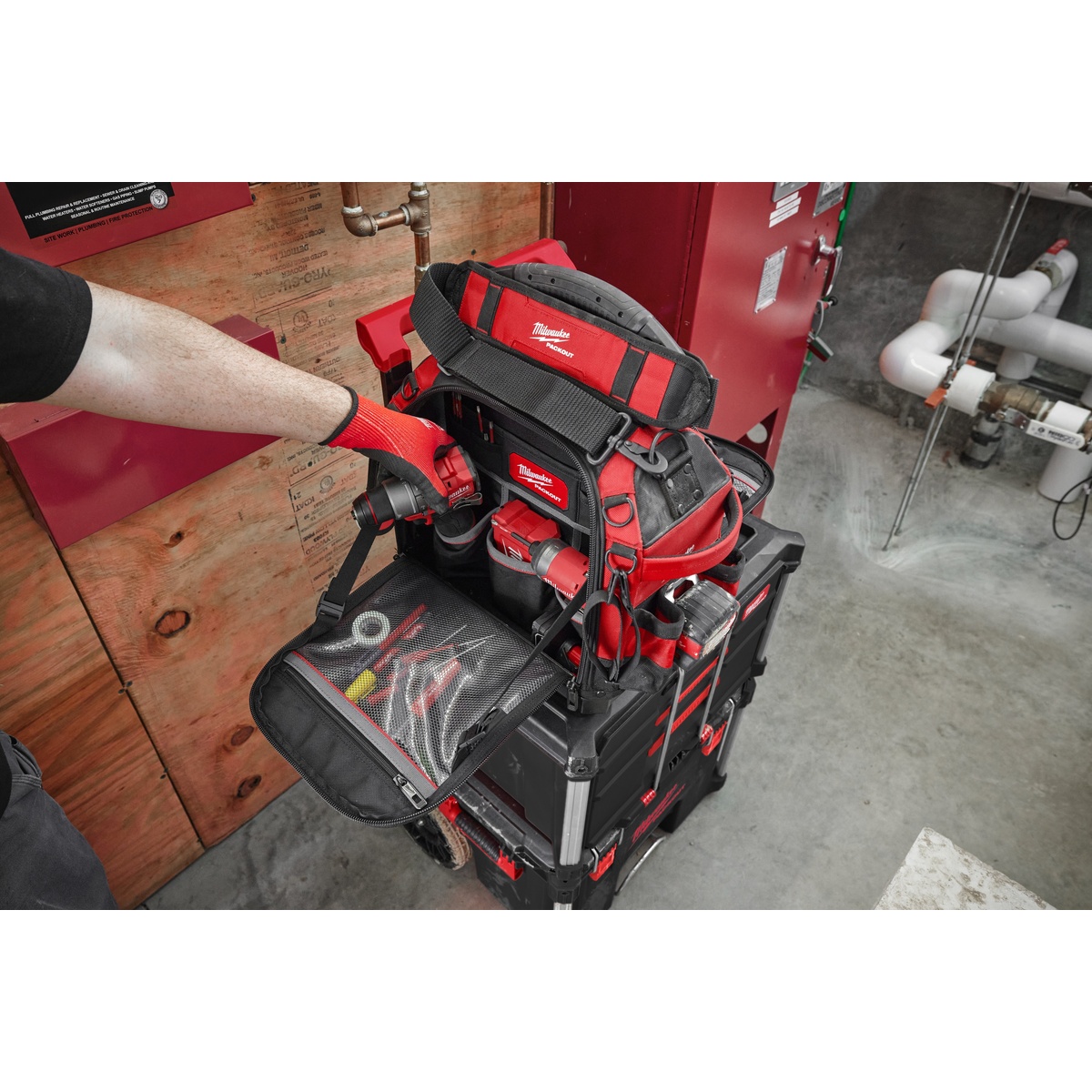 Milwaukee PACKOUT geschlossene Werkzeugtasche 510 x 460 x 260 mm - 1 Stk. Milwaukee PACKOUT geschlossene Werkzeugtasche 510 x 460 x 260 mm - 1 Stk.