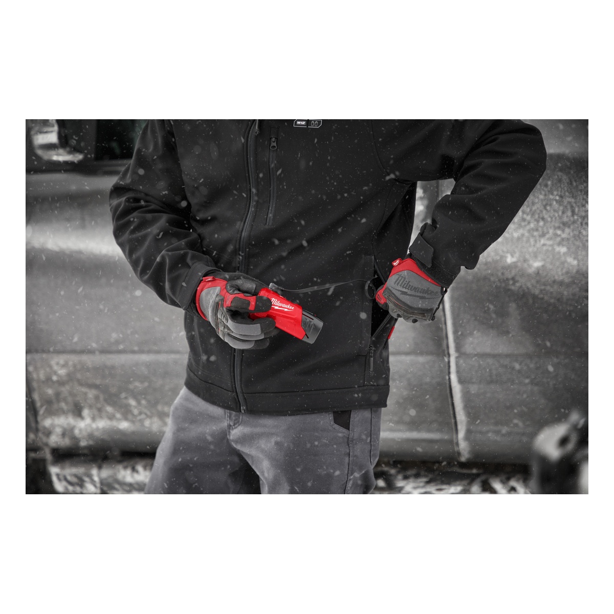 Milwaukee Akku-Heizjacke Herren S, Schwarz, ohne Akkus und Ladegerät, M12 HJBL5-0 - 1 Stk.