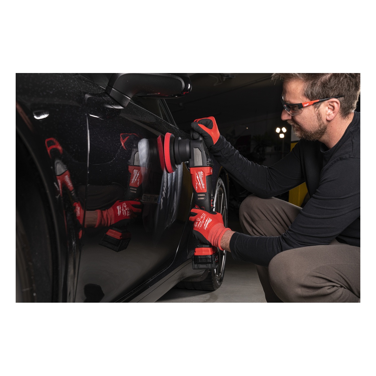 Milwaukee FUEL Akku-Exzenter Polierer M18FROP15-0X - 1 Stk. Milwaukee FUEL Akku-Exzenter Polierer M18FROP15-0X - 1 Stk.