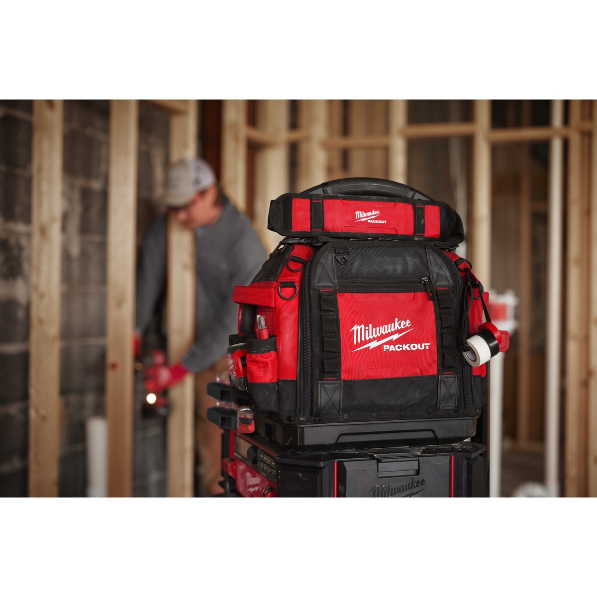 Milwaukee PACKOUT geschlossene Werkzeugtasche 510 x 460 x 260 mm - 1 Stk. Milwaukee PACKOUT geschlossene Werkzeugtasche 510 x 460 x 260 mm - 1 Stk.