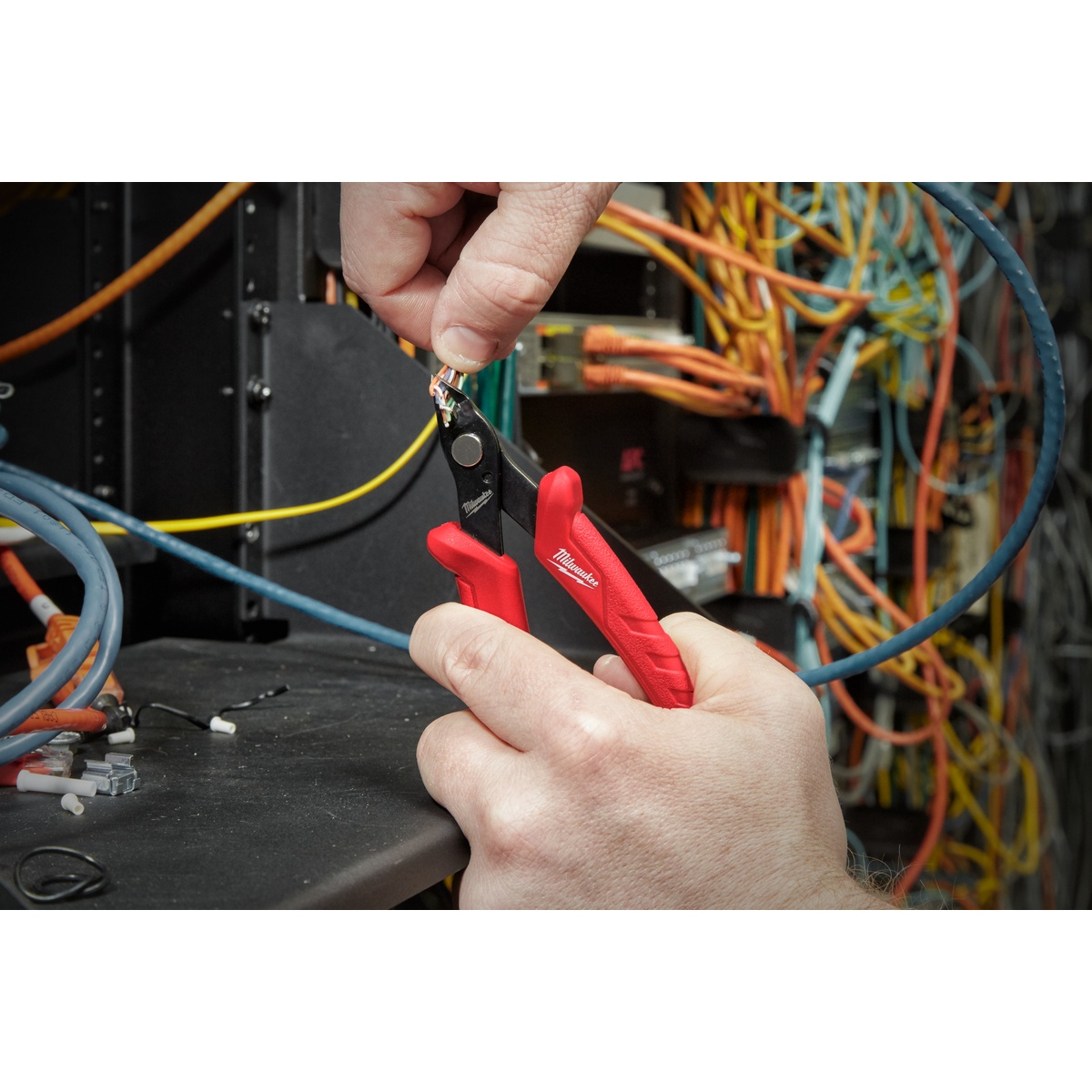 Milwaukee Mini-Seitenschneider - 1 Stk. Milwaukee Mini-Seitenschneider - 1 Stk.