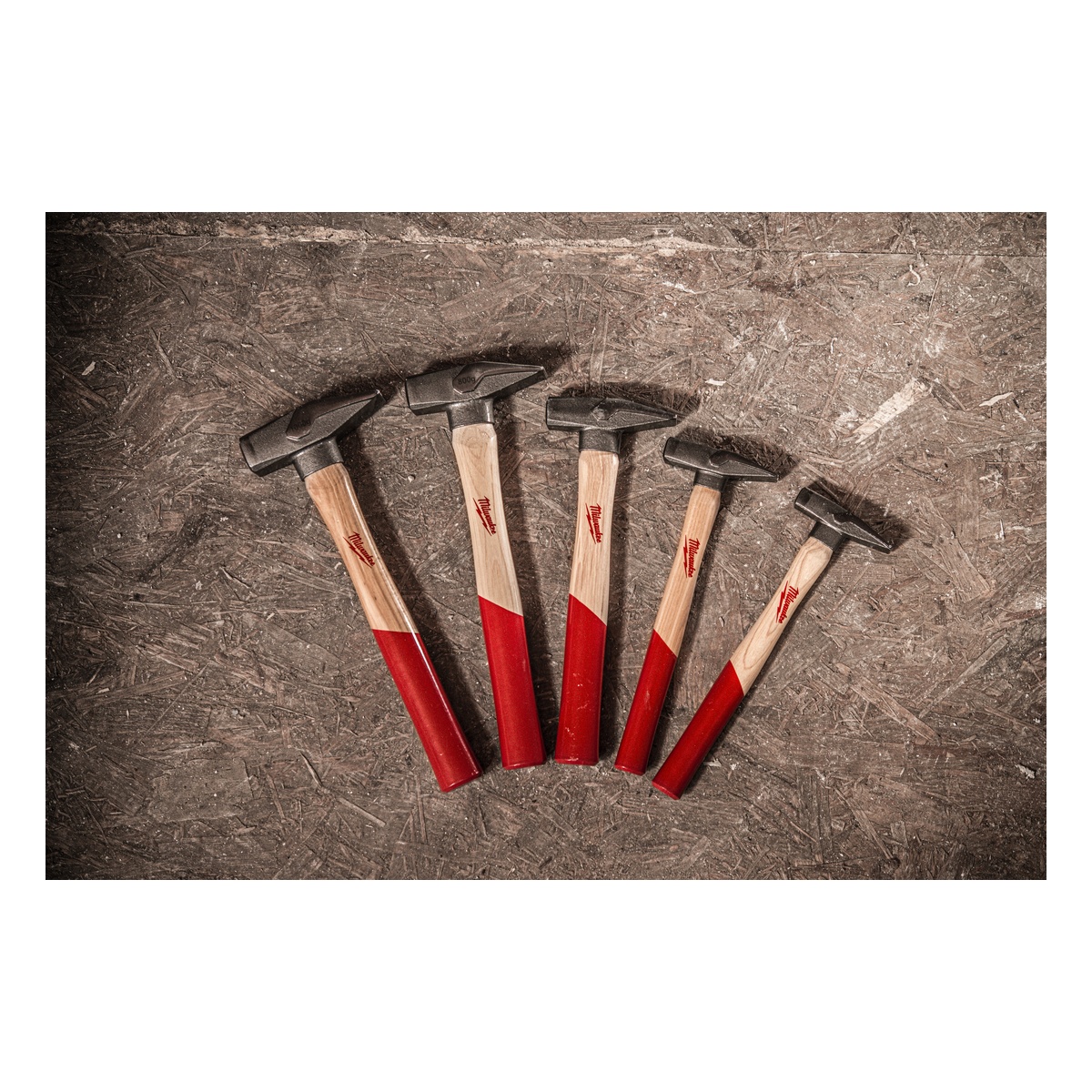 Milwaukee Klauenhammer gekröpft, 570 g, Hickorystiel, Magnet-Nagelhalter