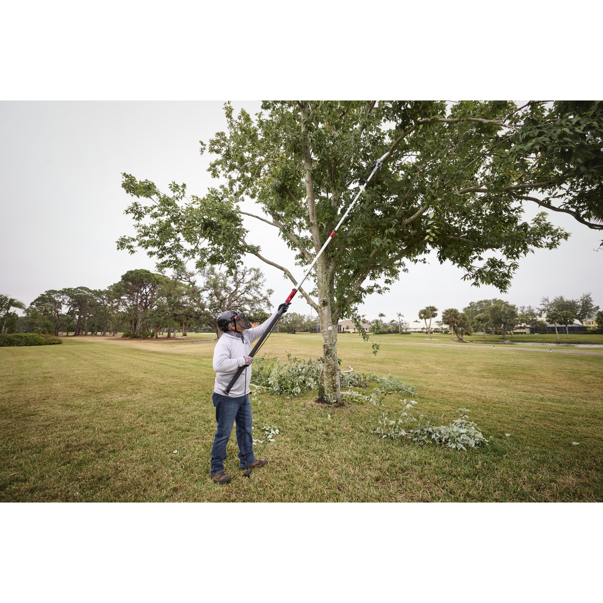 Milwaukee 2-in-1 Teleskop-Hochentaster, 2,1-4,9 m