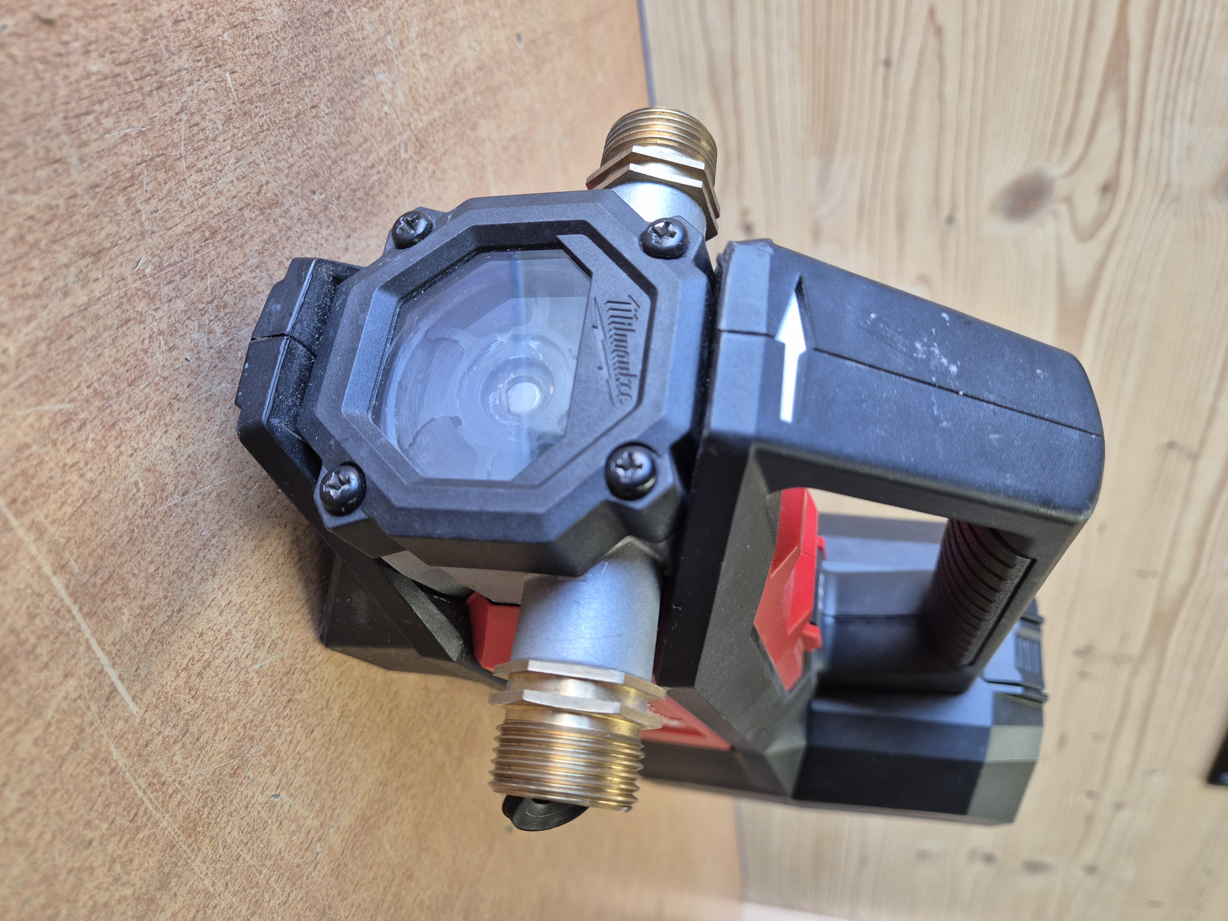 Milwaukee Akku-Transferpumpe M18BTP-0 - 1 Stk. (Gebraucht)