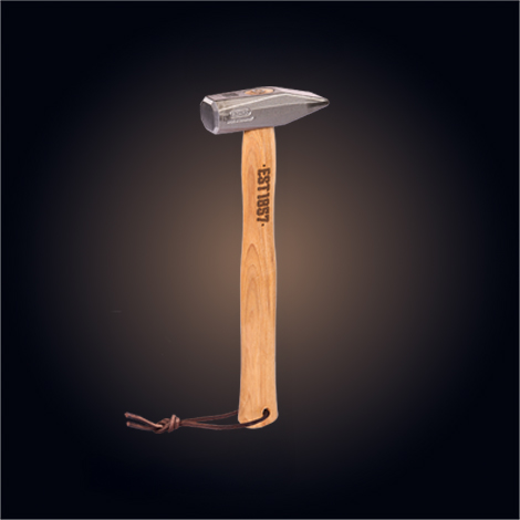 DER SCHLOSSERHAMMER – EST 1857 Edition. 800 Gramm