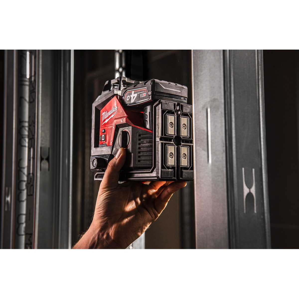 Milwaukee M12 3 x 360° Kreuzlinienlaser M123PLSKIT-401P - 1 Stk.
