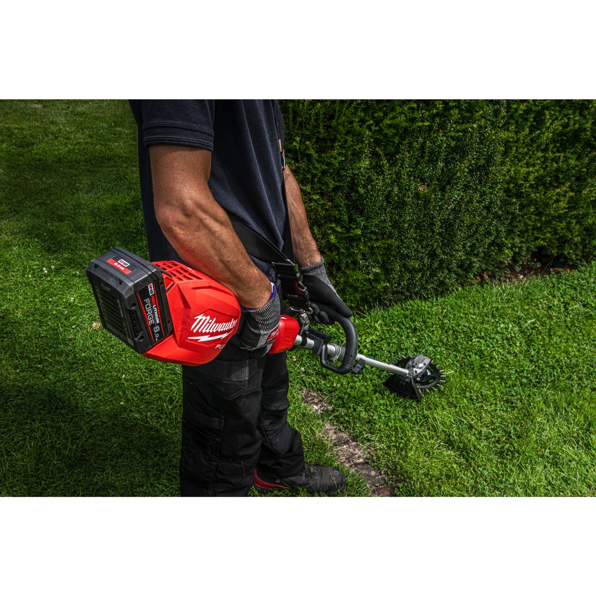 Milwaukee M18 FUEL Akku-Basiseinheit mit QUIK-LOK M18FOPH2-802 - 1 Stk. Milwaukee M18 FUEL Akku-Basiseinheit mit QUIK-LOK M18FOPH2-802 - 1 Stk.