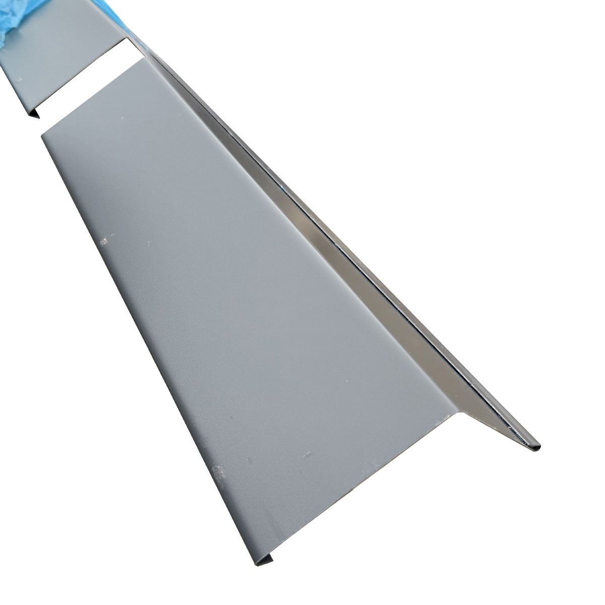 Zambelli ZM robust Traufblech für Sandwichpaneel-Rinnenhaken Anthrazit; 2,03m; 90 x 86 mm; Umbug 10/15 mm; 80° (B-ware) Zambelli ZM robust Traufblech für Sandwichpaneel-Rinnenhaken Anthrazit; 2,03m; 90 x 86 mm; Umbug 10/15 mm; 80° (B-ware)