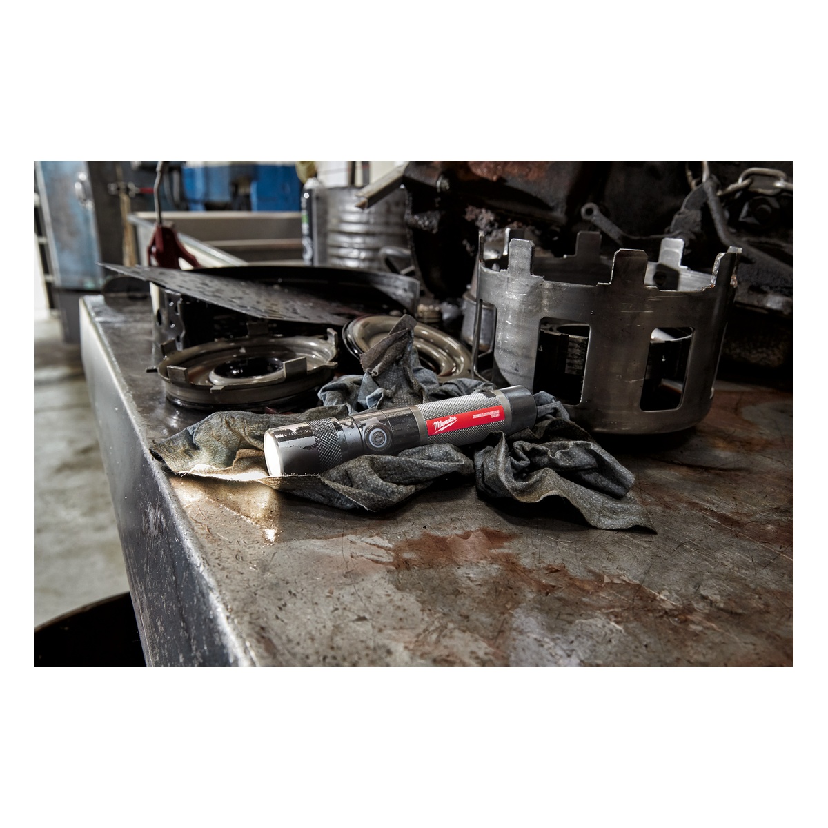 Milwaukee USB Akku-Taschenlampe L4TMLED-301 - 1 Stk.