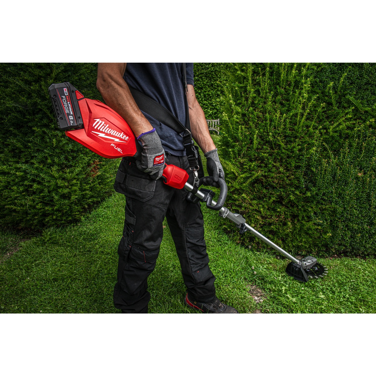Milwaukee M18 FUEL Akku-Basiseinheit mit QUIK-LOK M18FOPH2-802 - 1 Stk. Milwaukee M18 FUEL Akku-Basiseinheit mit QUIK-LOK M18FOPH2-802 - 1 Stk.