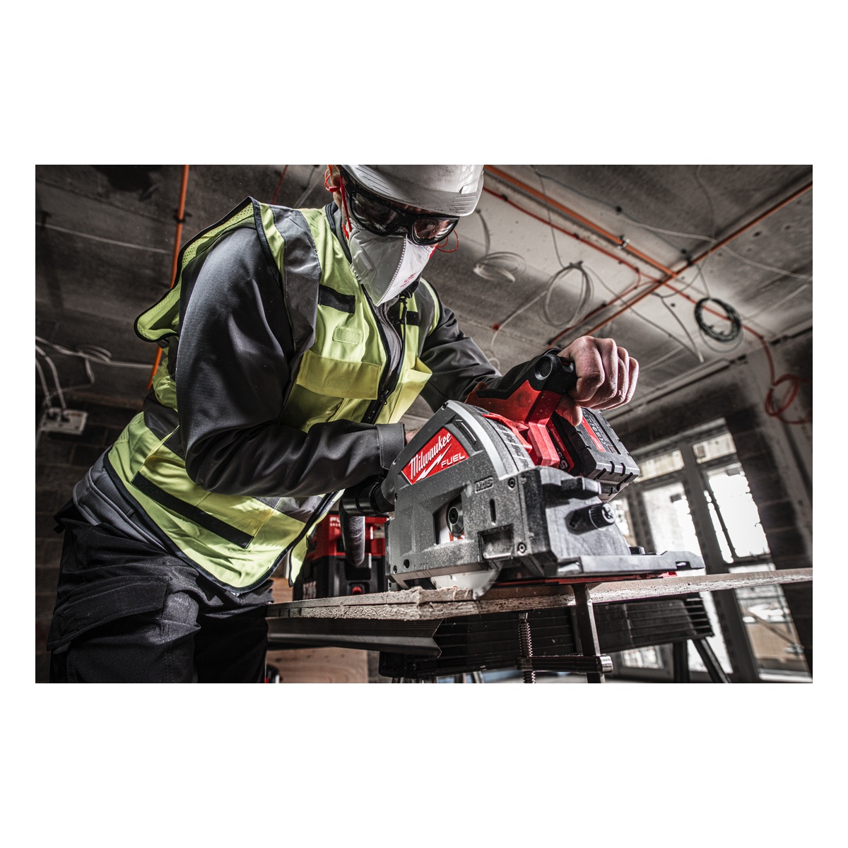 Milwaukee FUEL Akku-Tauchsäge M18FPS55-0P - 1 Stk. Milwaukee FUEL Akku-Tauchsäge M18FPS55-0P - 1 Stk.