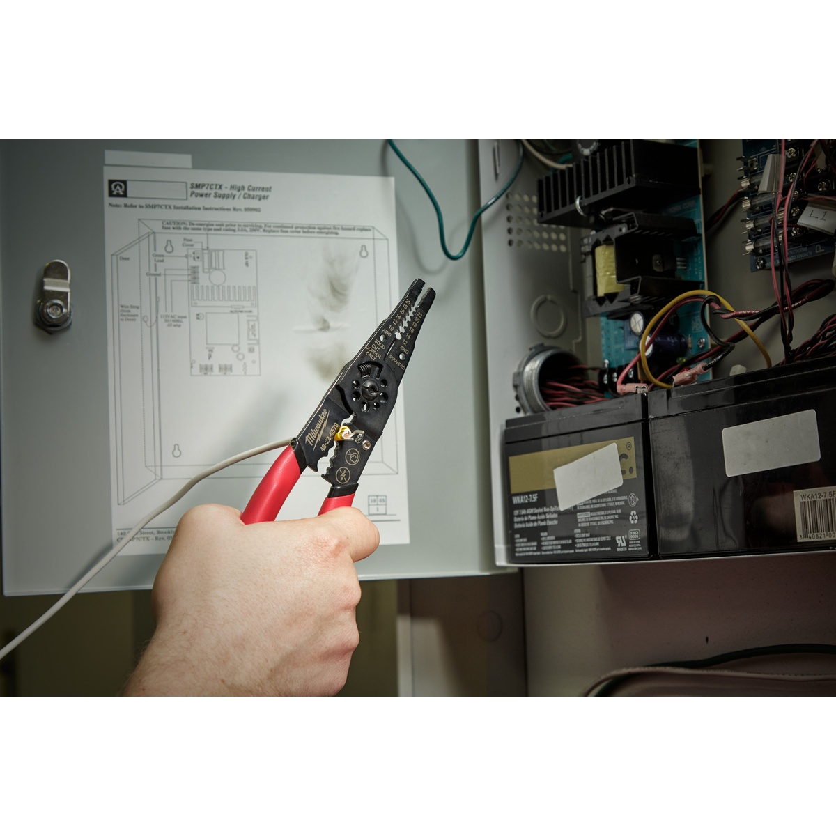 Milwaukee Verdrahtungszange