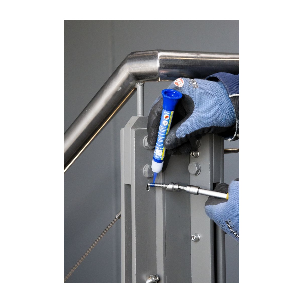 WEICONLOCK AN 302-70 Schrauben- und Stehbolzensicherung hochfest, 20 ml