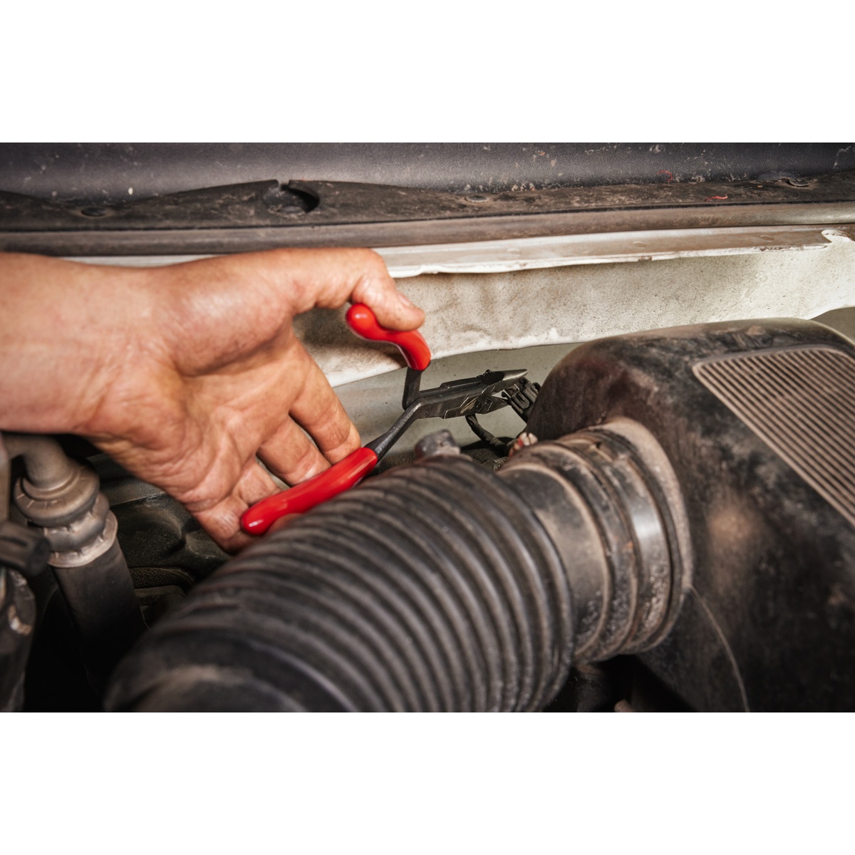 Milwaukee Montagezange, lange Ausführung, gerade