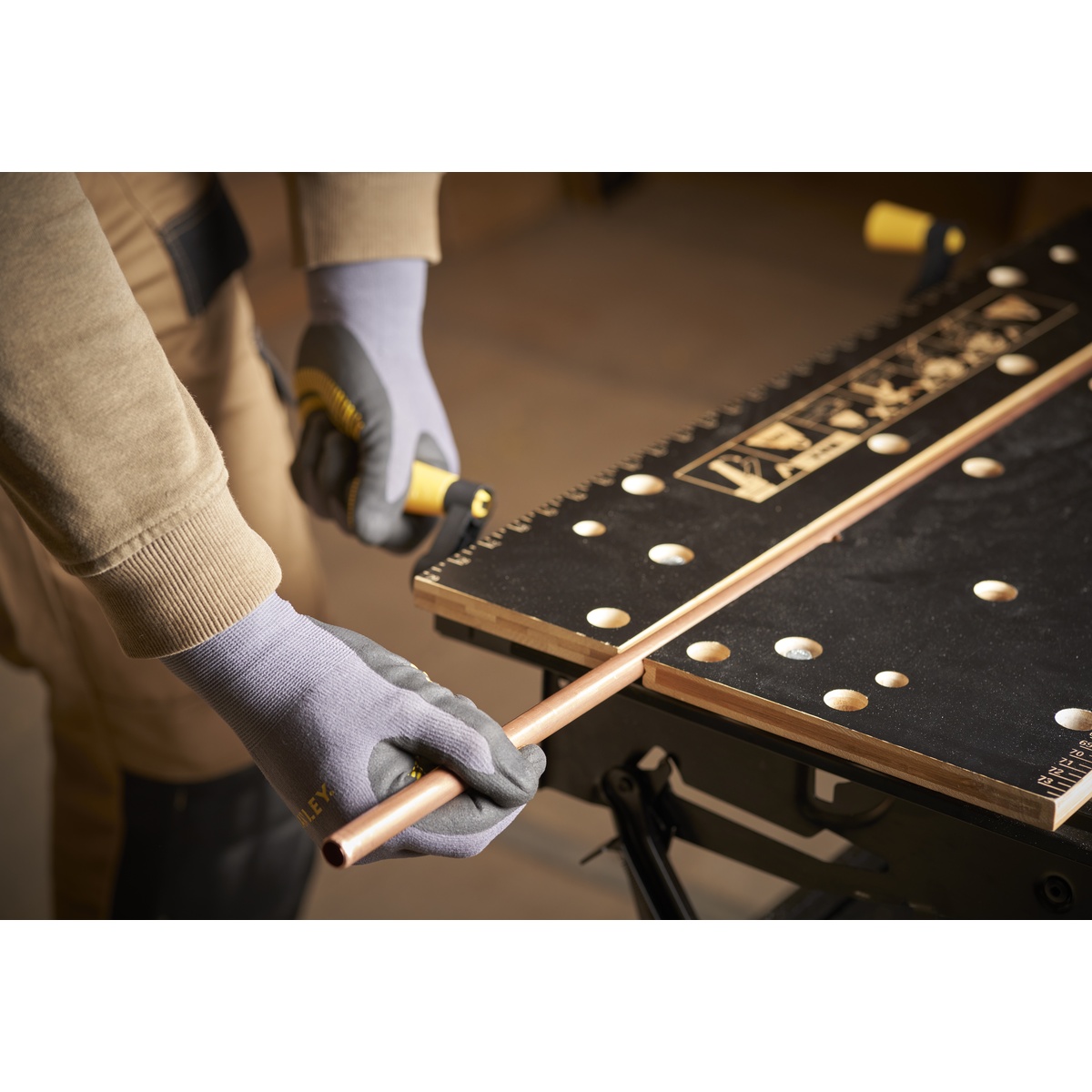 Stanley Workmate Deluxe 2-in-1, Werkbank und Spanntisch, Bambusplatte, bis 250 kg